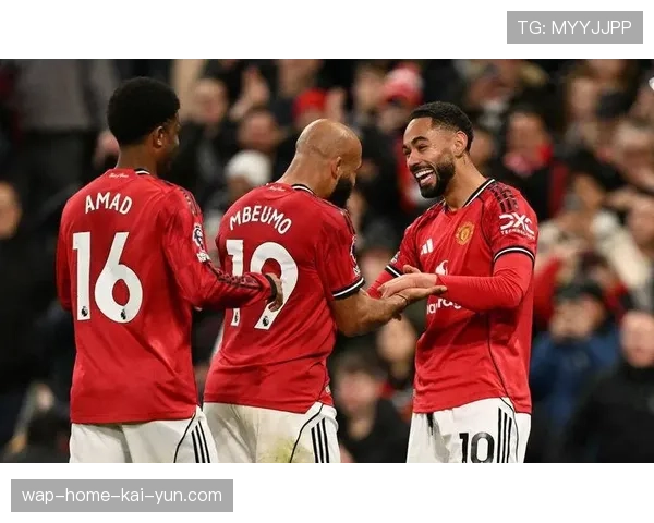 曼联中场决策速度提升 成曼市德比取胜关键战术因素 曼联中场决策速度提升 成曼市德比取胜关键战术因素